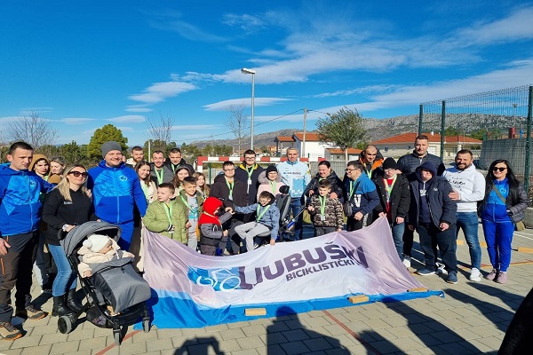 BK Ljubuški uručio specijalizirani bicikl Rehabilitacijskom centru za osobe s teškoćama